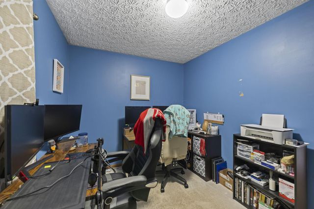 3926 Genteel Drive, Grove City, OH 43123