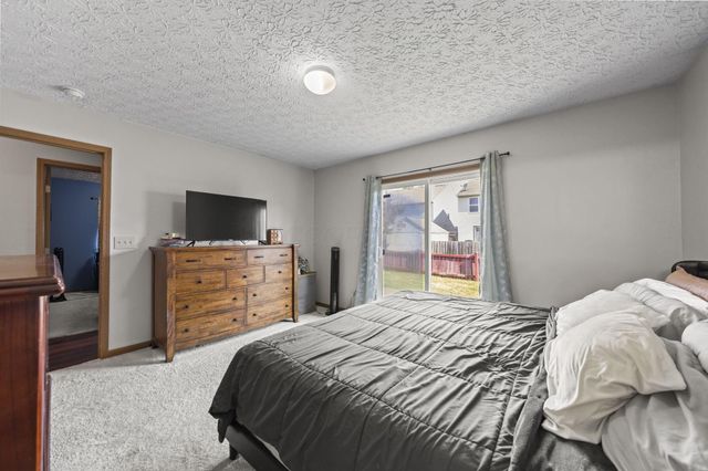 3926 Genteel Drive, Grove City, OH 43123