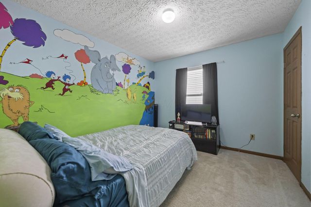 3926 Genteel Drive, Grove City, OH 43123