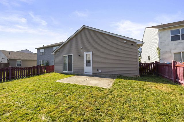 3926 Genteel Drive, Grove City, OH 43123