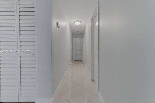 9870 SW 96th St, Miami, FL 33176