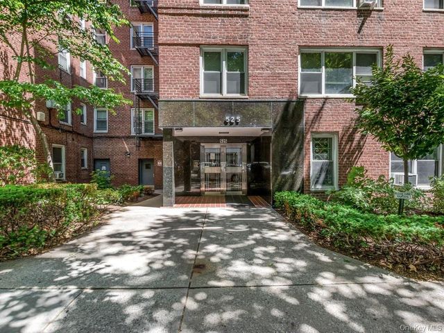 525 West 236th Street 6G, Bronx, NY 10463