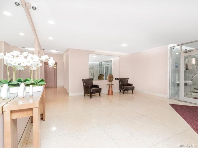 525 West 236th Street 6G, Bronx, NY 10463