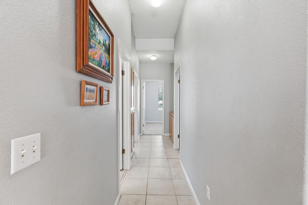 Image 17 of property listing at 1757 Homestead Way, Lemoore, CA 93245