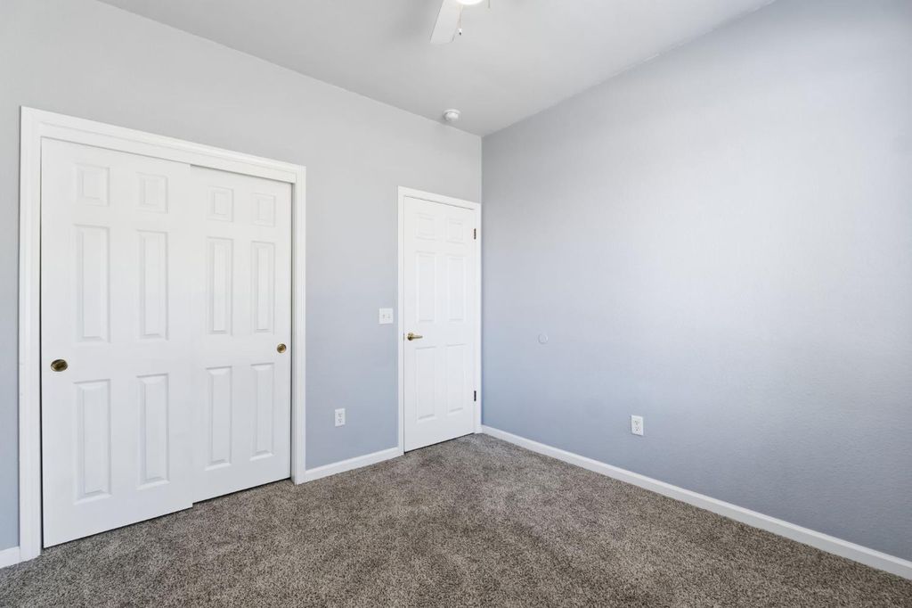 Image 21 of property listing at 1757 Homestead Way, Lemoore, CA 93245
