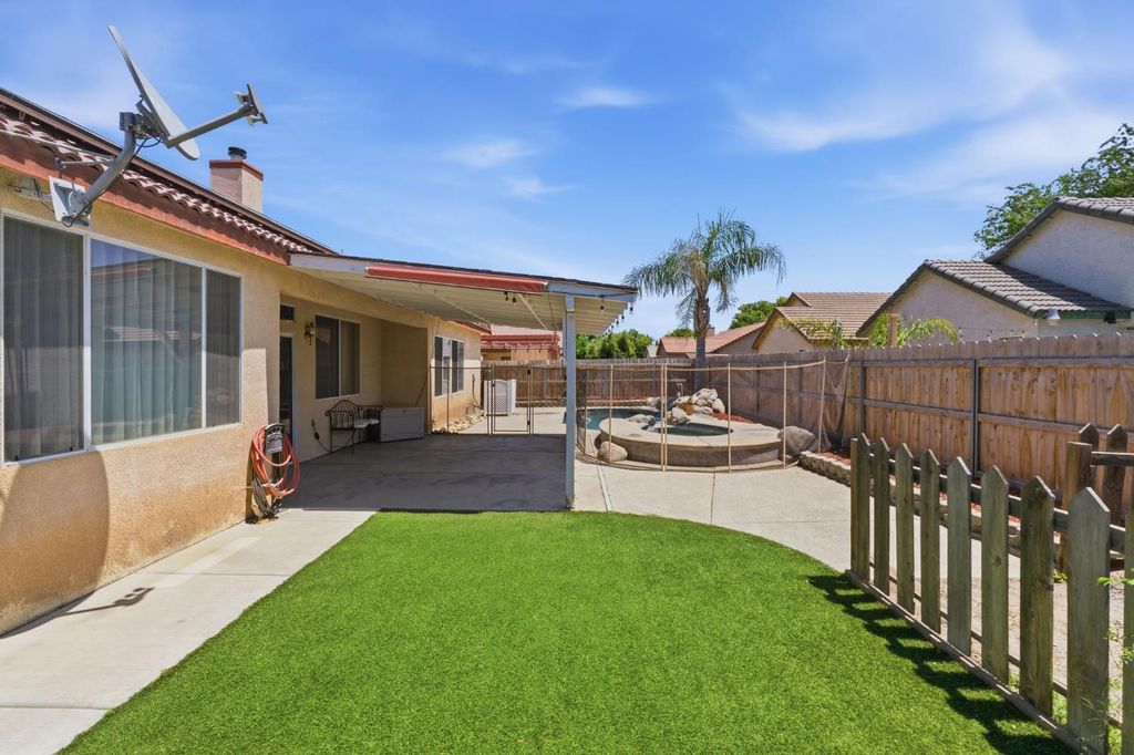 Image 29 of property listing at 1757 Homestead Way, Lemoore, CA 93245