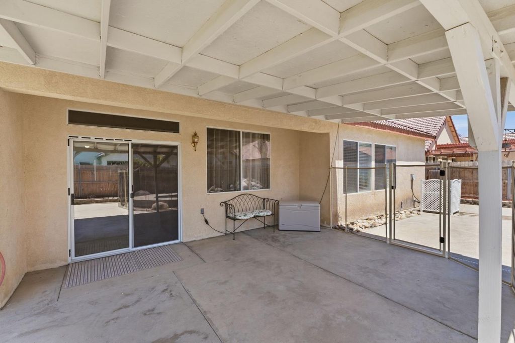 Image 31 of property listing at 1757 Homestead Way, Lemoore, CA 93245