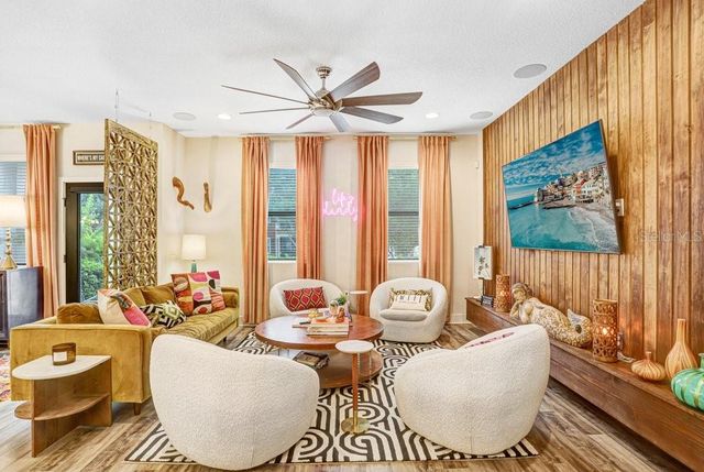 1210 25TH STREET N, St Petersburg, FL 33713