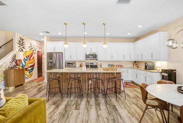 1210 25TH STREET N, St Petersburg, FL 33713
