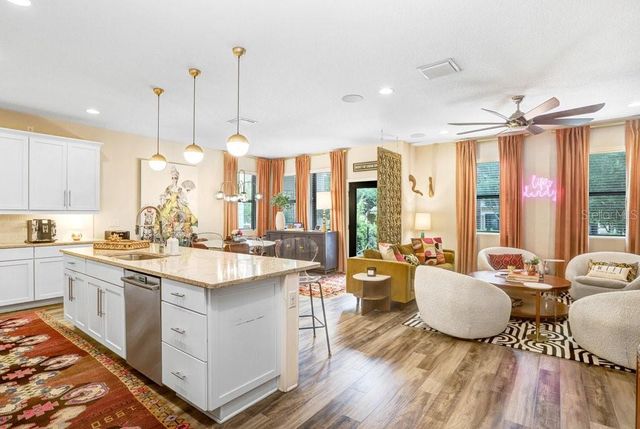 1210 25TH STREET N, St Petersburg, FL 33713