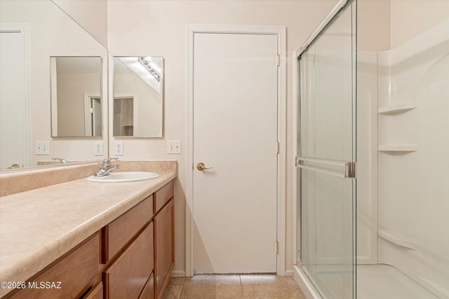 8277 W Zlacket Drive, Tucson, AZ 85757