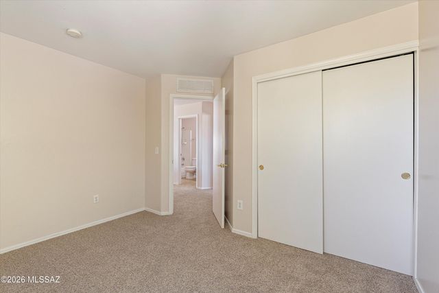 8277 W Zlacket Drive, Tucson, AZ 85757