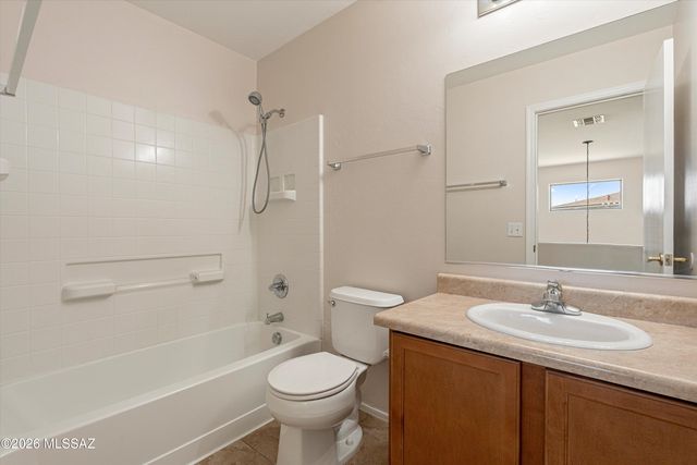 8277 W Zlacket Drive, Tucson, AZ 85757