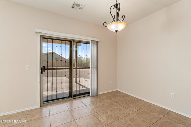 8277 W Zlacket Drive, Tucson, AZ 85757