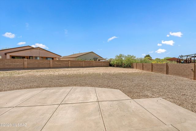 8277 W Zlacket Drive, Tucson, AZ 85757