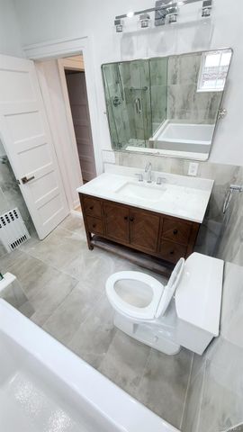 85-40 68th Avenue, Rego Park, NY 11374