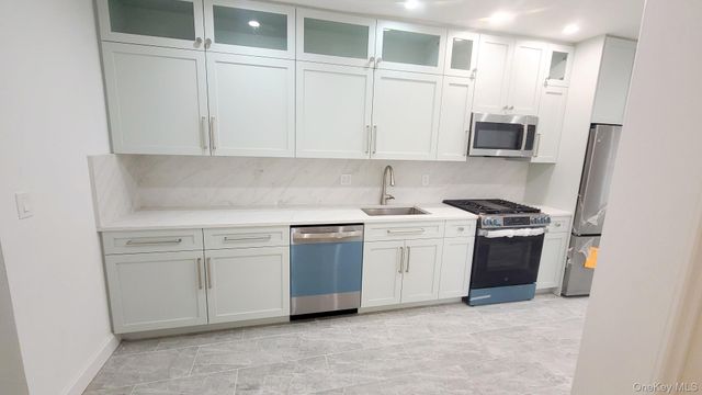 85-40 68th Avenue, Rego Park, NY 11374