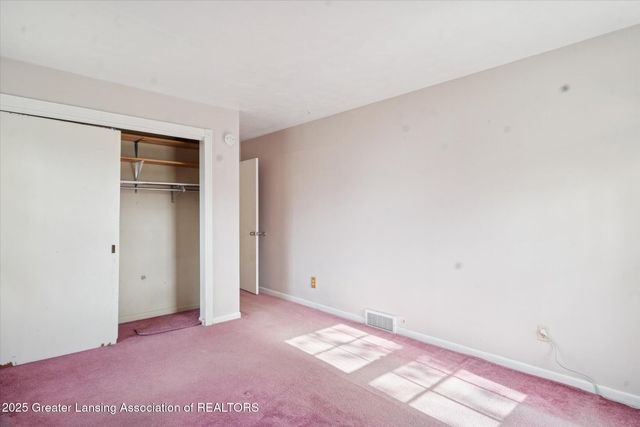 868 Southfield Drive, Williamston, MI 48895