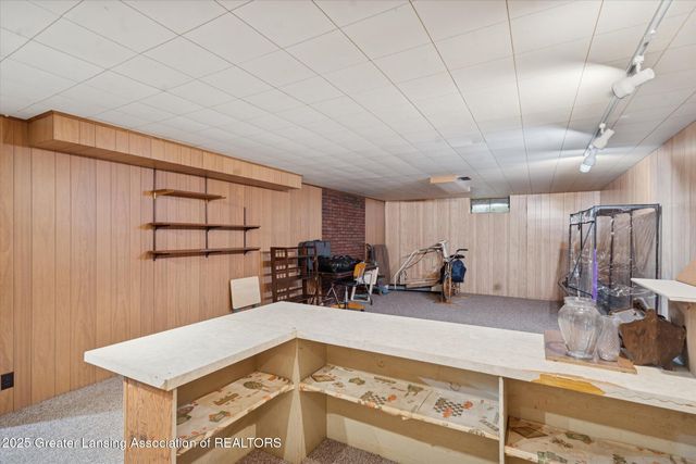 868 Southfield Drive, Williamston, MI 48895