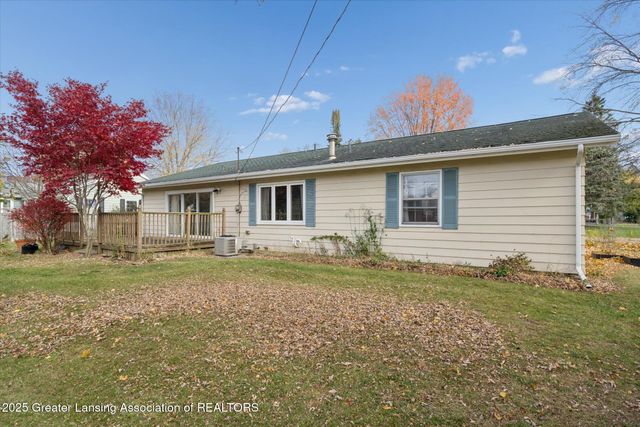 868 Southfield Drive, Williamston, MI 48895