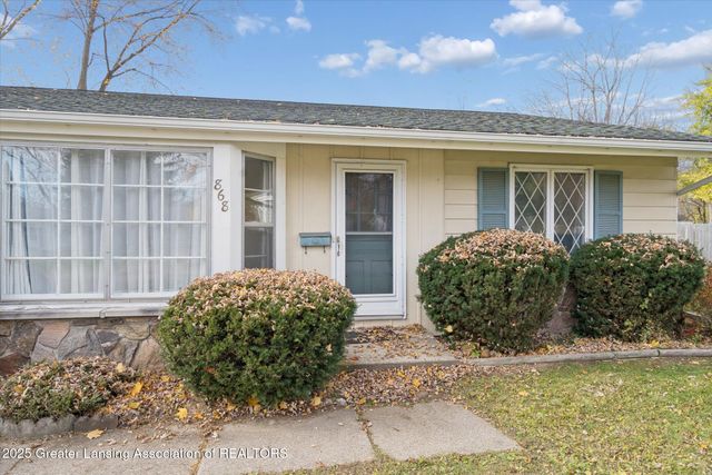 868 Southfield Drive, Williamston, MI 48895