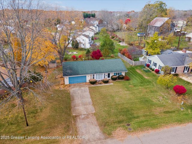 868 Southfield Drive, Williamston, MI 48895