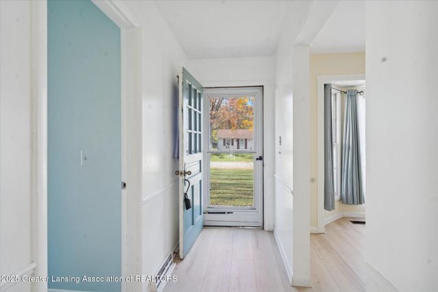 868 Southfield Drive, Williamston, MI 48895