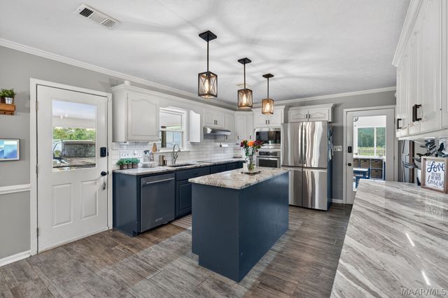 884 MERIWETHER Road, Pike Road, AL 36064