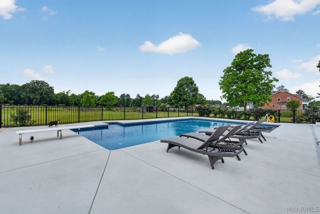 884 MERIWETHER Road, Pike Road, AL 36064