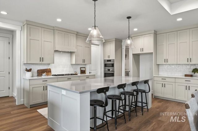 6807 S Messner Way, Meridian, ID 83642