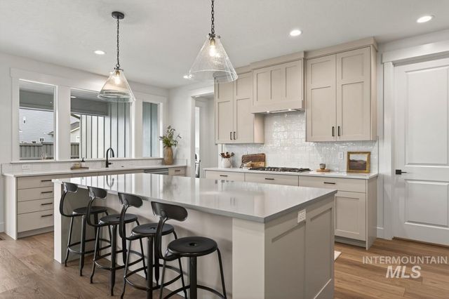 6807 S Messner Way, Meridian, ID 83642