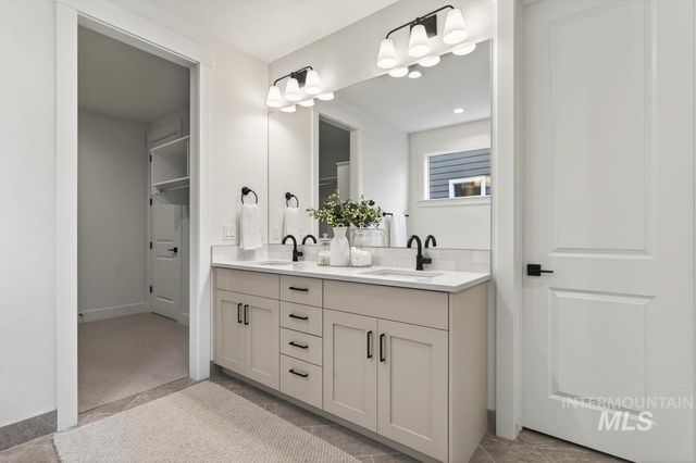 6807 S Messner Way, Meridian, ID 83642