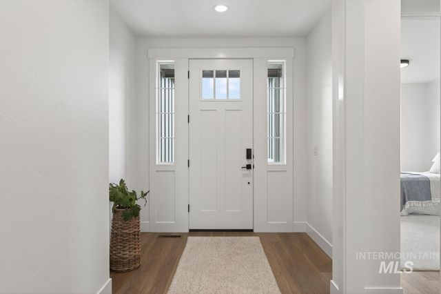 6807 S Messner Way, Meridian, ID 83642