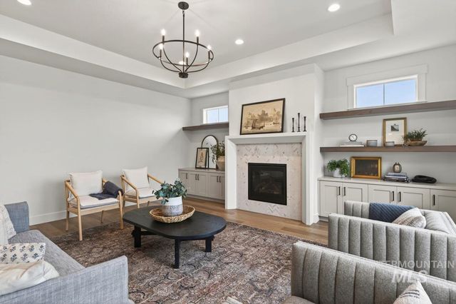 6807 S Messner Way, Meridian, ID 83642