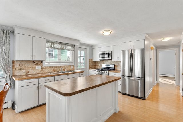 24 Lily Street, Lynn, MA 01902