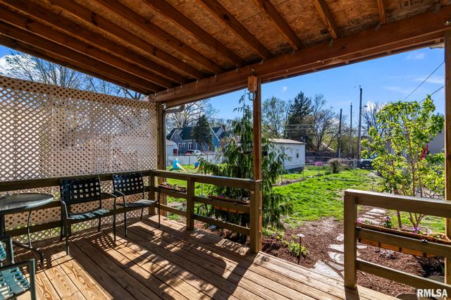 1621 N 8TH Street, Springfield, IL 62702