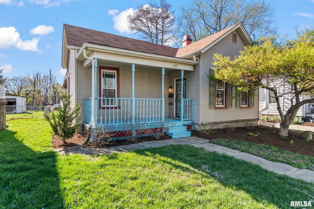 1621 N 8TH Street, Springfield, IL 62702