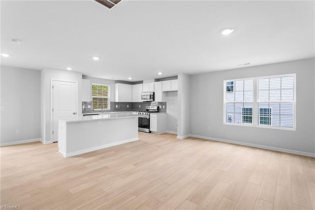 131 Primrose Street, King, NC 27021