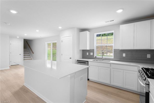 131 Primrose Street, King, NC 27021