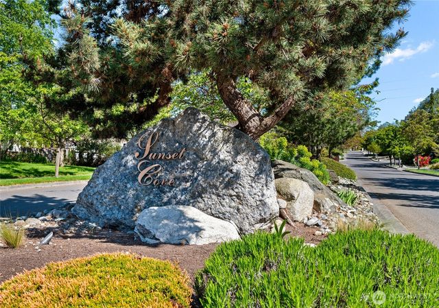 2414 Washington Court, Anacortes, WA 98221