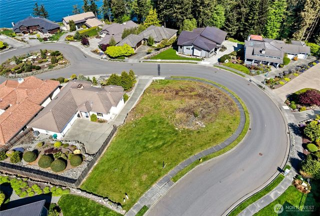 2414 Washington Court, Anacortes, WA 98221