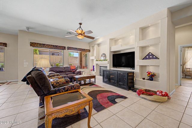 2026 W HIDDEN TREASURE Way, Phoenix, AZ 85086