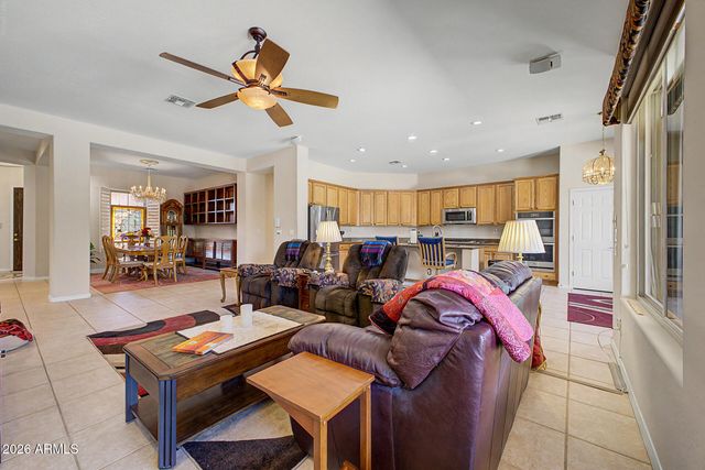 2026 W HIDDEN TREASURE Way, Phoenix, AZ 85086