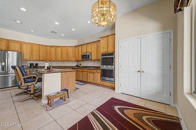 2026 W HIDDEN TREASURE Way, Phoenix, AZ 85086