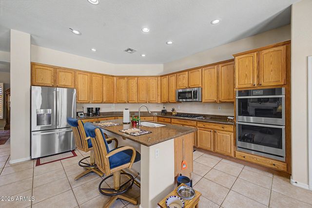 2026 W HIDDEN TREASURE Way, Phoenix, AZ 85086