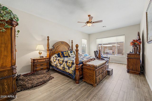 2026 W HIDDEN TREASURE Way, Phoenix, AZ 85086