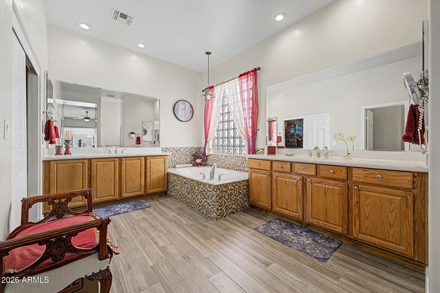2026 W HIDDEN TREASURE Way, Phoenix, AZ 85086
