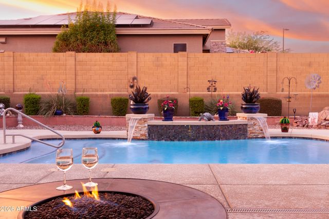 2026 W HIDDEN TREASURE Way, Phoenix, AZ 85086