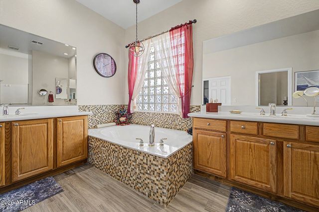 2026 W HIDDEN TREASURE Way, Phoenix, AZ 85086