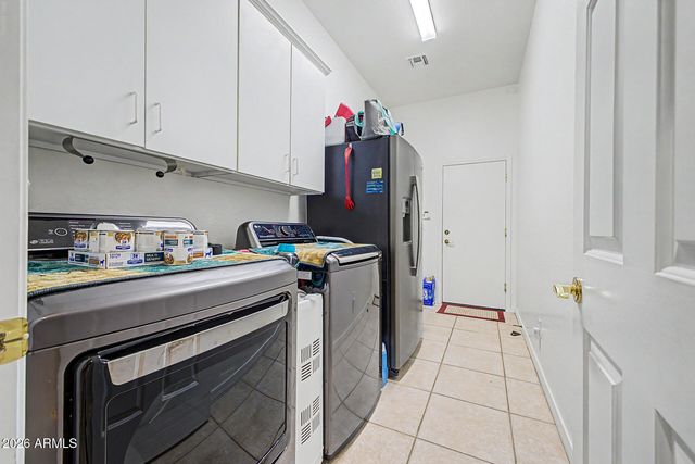 2026 W HIDDEN TREASURE Way, Phoenix, AZ 85086
